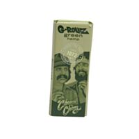 Seda G-Rollz Cheech & Chong Organic Green Hemp 1 1/4 com Piteiras, visão frontal, uma das estampas